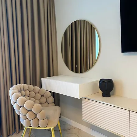 F&lrelax-apartamente De Inchiriat Aproape De Plaja Lägenhet Năvodari