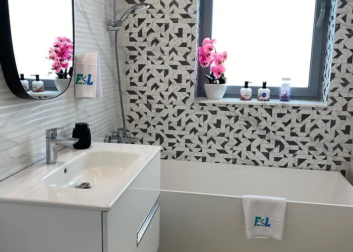 Διαμέρισμα F&lrelax-apartamente De Inchiriat Aproape De Plaja Năvodari